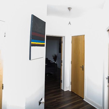 Modern 2 Bedroom Apartment لندن المظهر الخارجي الصورة
