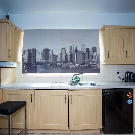Modern 2 Bedroom Apartment لندن المظهر الخارجي الصورة