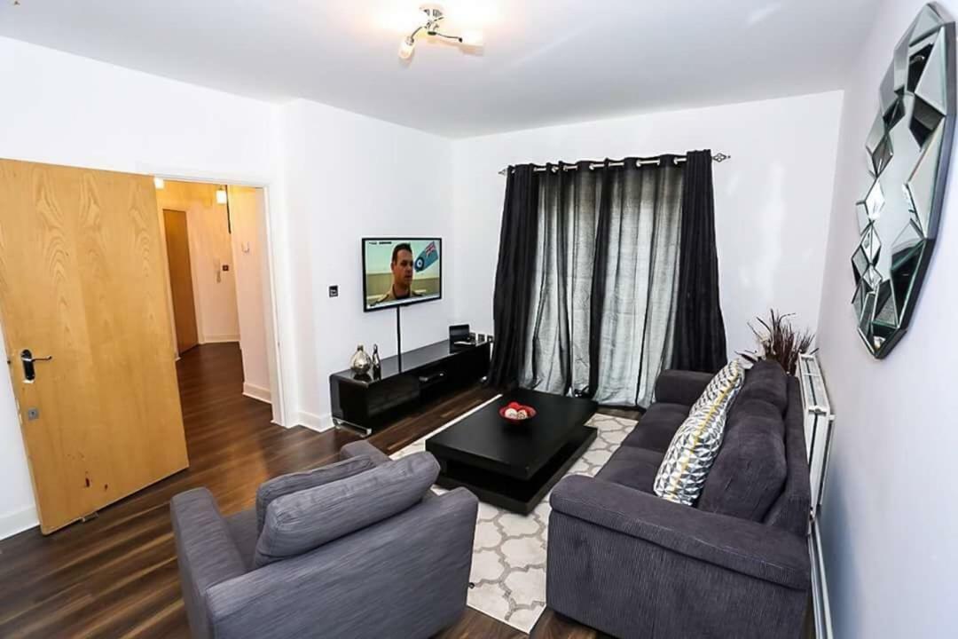 Modern 2 Bedroom Apartment لندن المظهر الخارجي الصورة