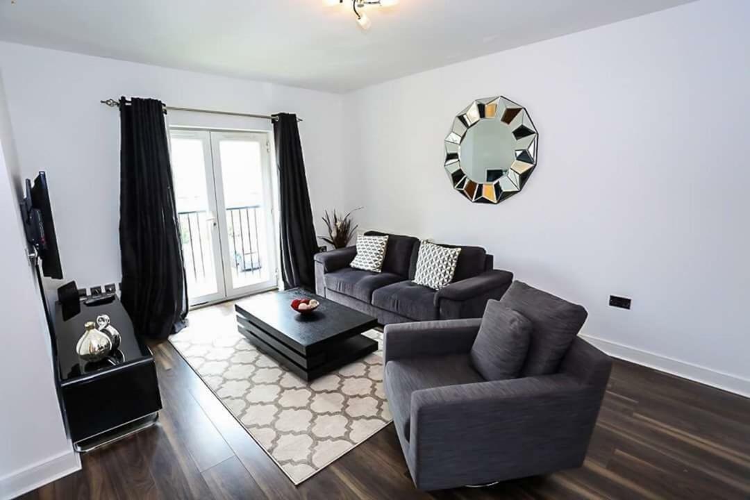 Modern 2 Bedroom Apartment لندن المظهر الخارجي الصورة